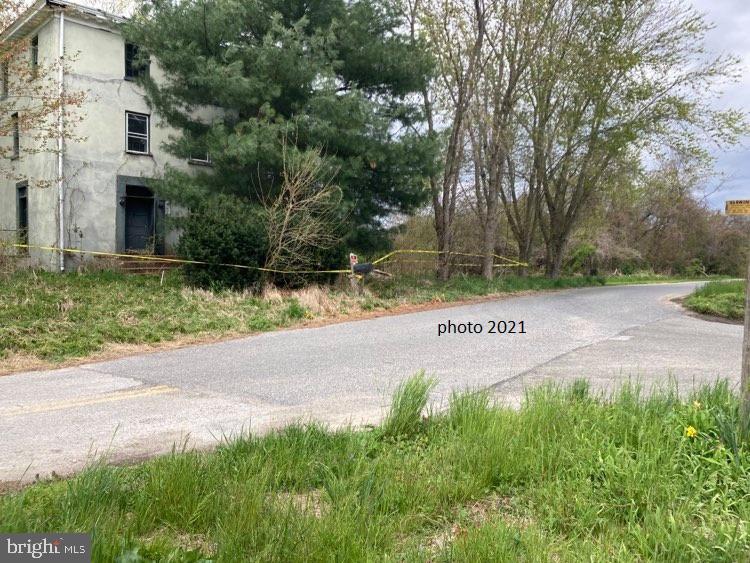 63 Money Island Road Salem, NJ 08079 - Photo 2 of 41 a view of a park with a trees