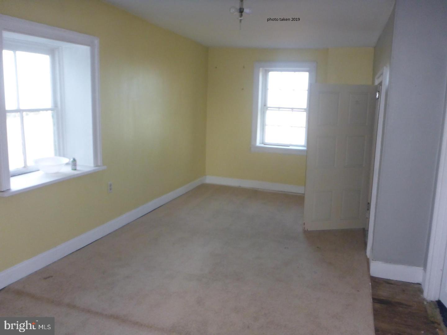 63 Money Island Road Salem, NJ 08079 - Photo 20 of 41 an empty room with a window