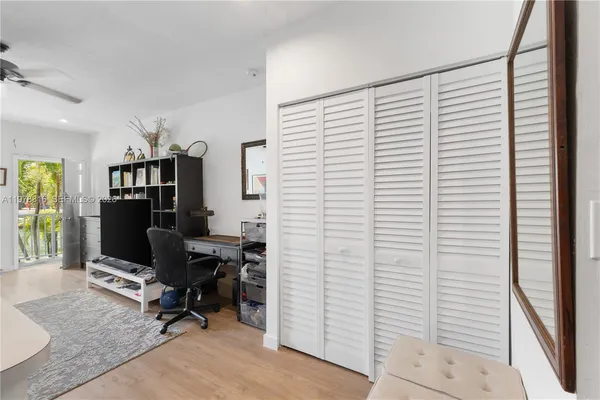 $1,995 | 2445 Lake Pancoast Drive, Unit J, Miami Beach, FL 33140