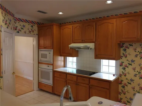 $2,800 | 609 Sunningdale, Richardson, TX 75081