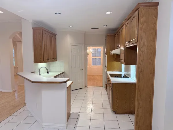 $2,800 | 609 Sunningdale, Richardson, TX 75081