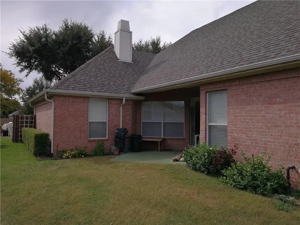 $2,800 | 609 Sunningdale, Richardson, TX 75081