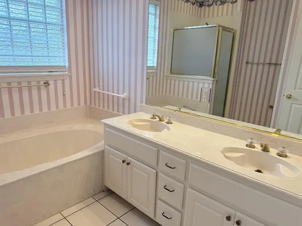 $2,800 | 609 Sunningdale, Richardson, TX 75081