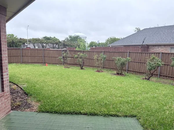 $2,800 | 609 Sunningdale, Richardson, TX 75081