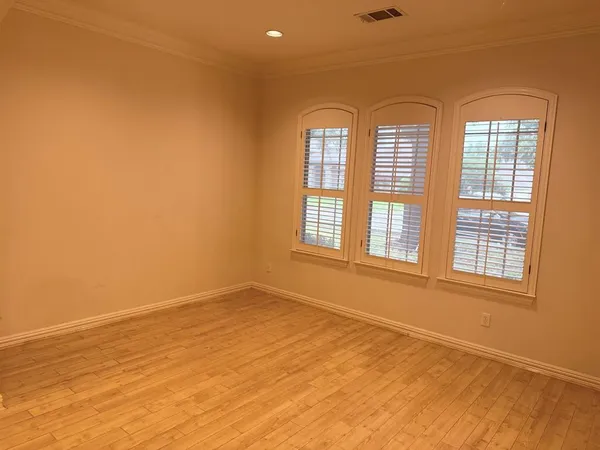 $2,800 | 609 Sunningdale, Richardson, TX 75081