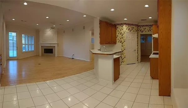 $2,800 | 609 Sunningdale, Richardson, TX 75081