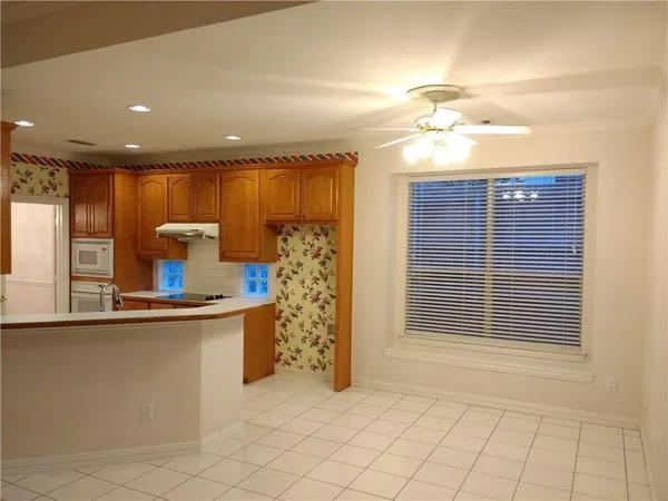 $2,800 | 609 Sunningdale, Richardson, TX 75081