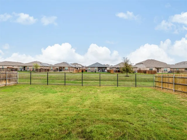 $2,490 | 121 Struss Drive, Georgetown, TX 78626