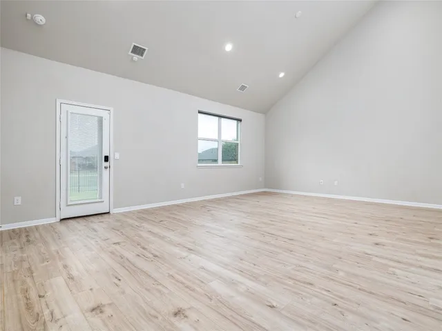 $2,490 | 121 Struss Drive, Georgetown, TX 78626