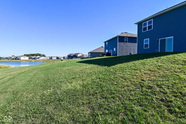 $324,000 | 2976 West Tapestry Drive, Monrovia, IN 46157