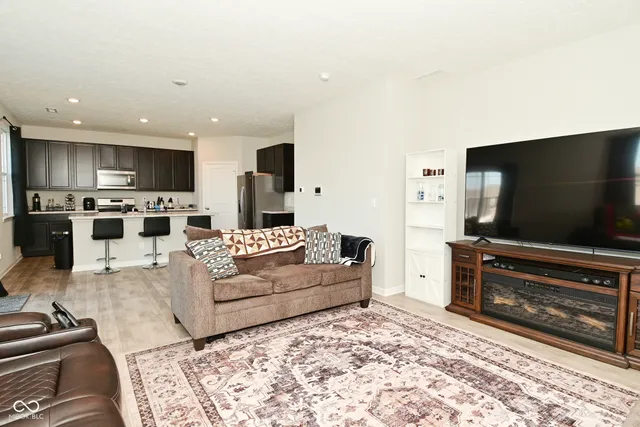 $324,000 | 2976 West Tapestry Drive, Monrovia, IN 46157