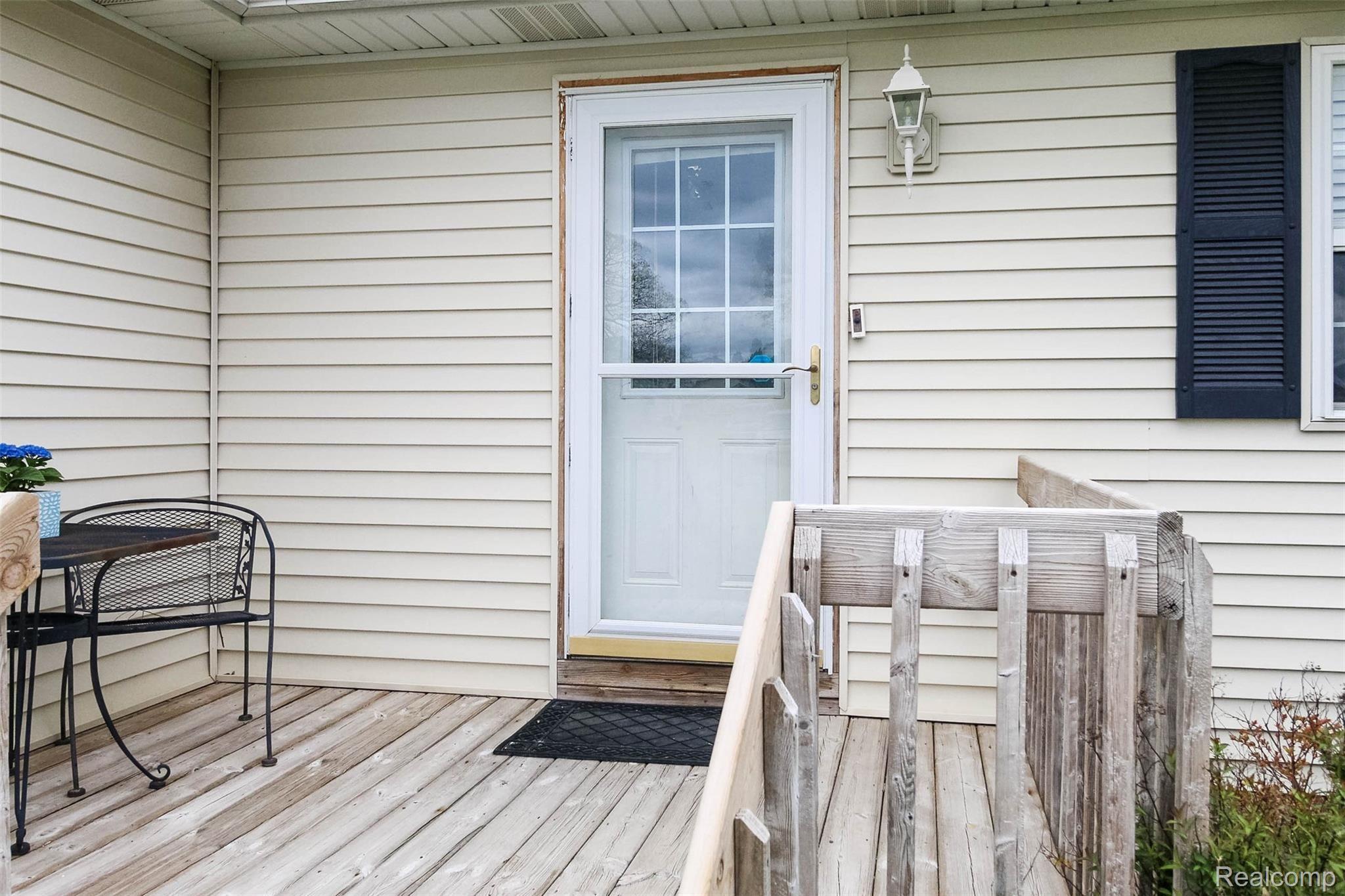 4960 Hogback Road Fowlerville, MI 48836 - Photo 4 of 39 4.jpg