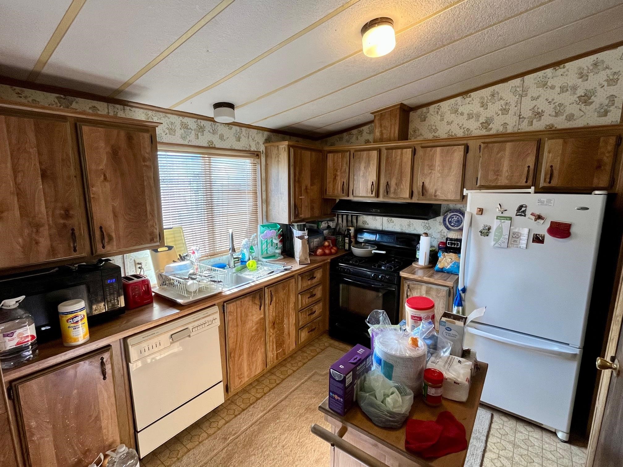 21875 Manton School Road Manton, CA 96059 - Photo 17 of 20 Gallery Image 17