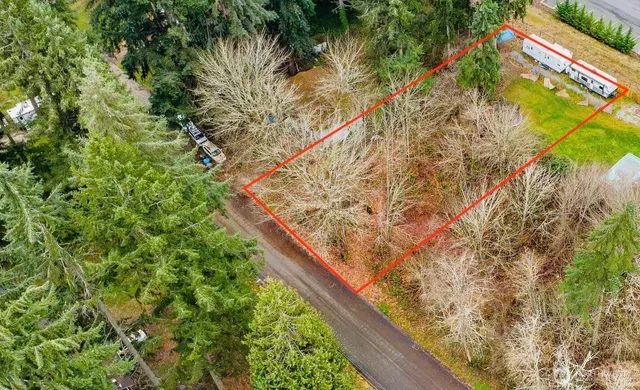 $74,950 | 20508 40th Ave Court East, Spanaway, WA 98387