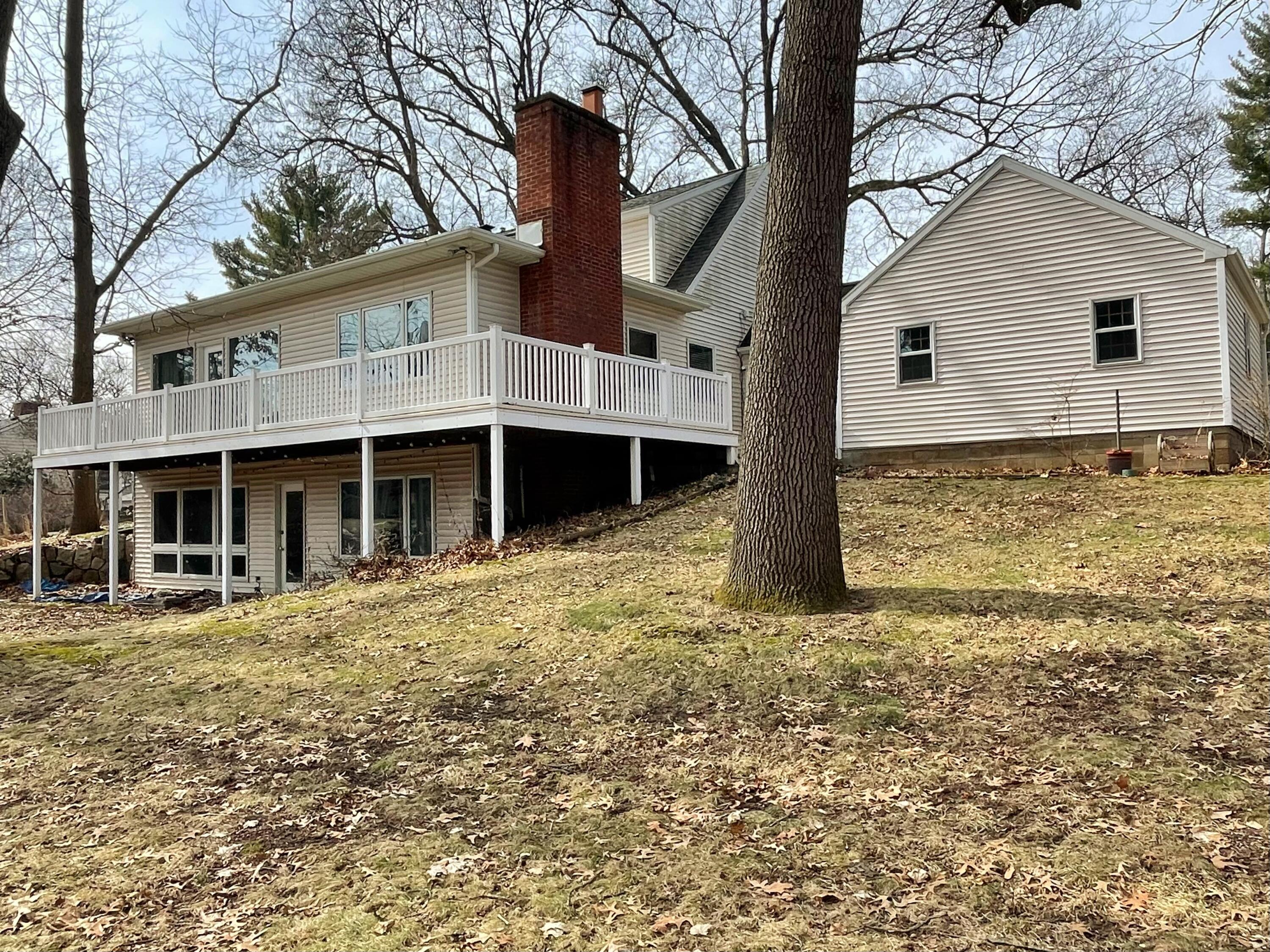 3419 Old Colony Road Kalamazoo, MI 49008 - Photo 32 of 37 IMG_8865_SnapseedCopy