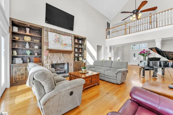 $999,000 | 109 Brandon Drive, Hodges, SC 29653
