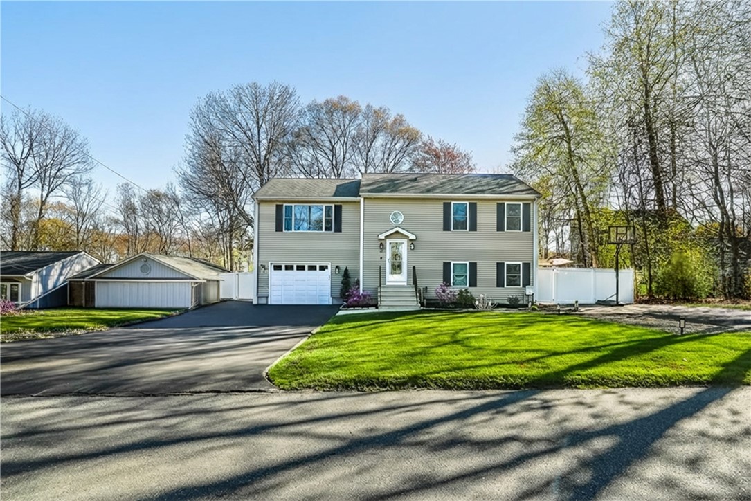 136 Bishop Hill Road Johnston, RI 02919 - Photo 1 of 29