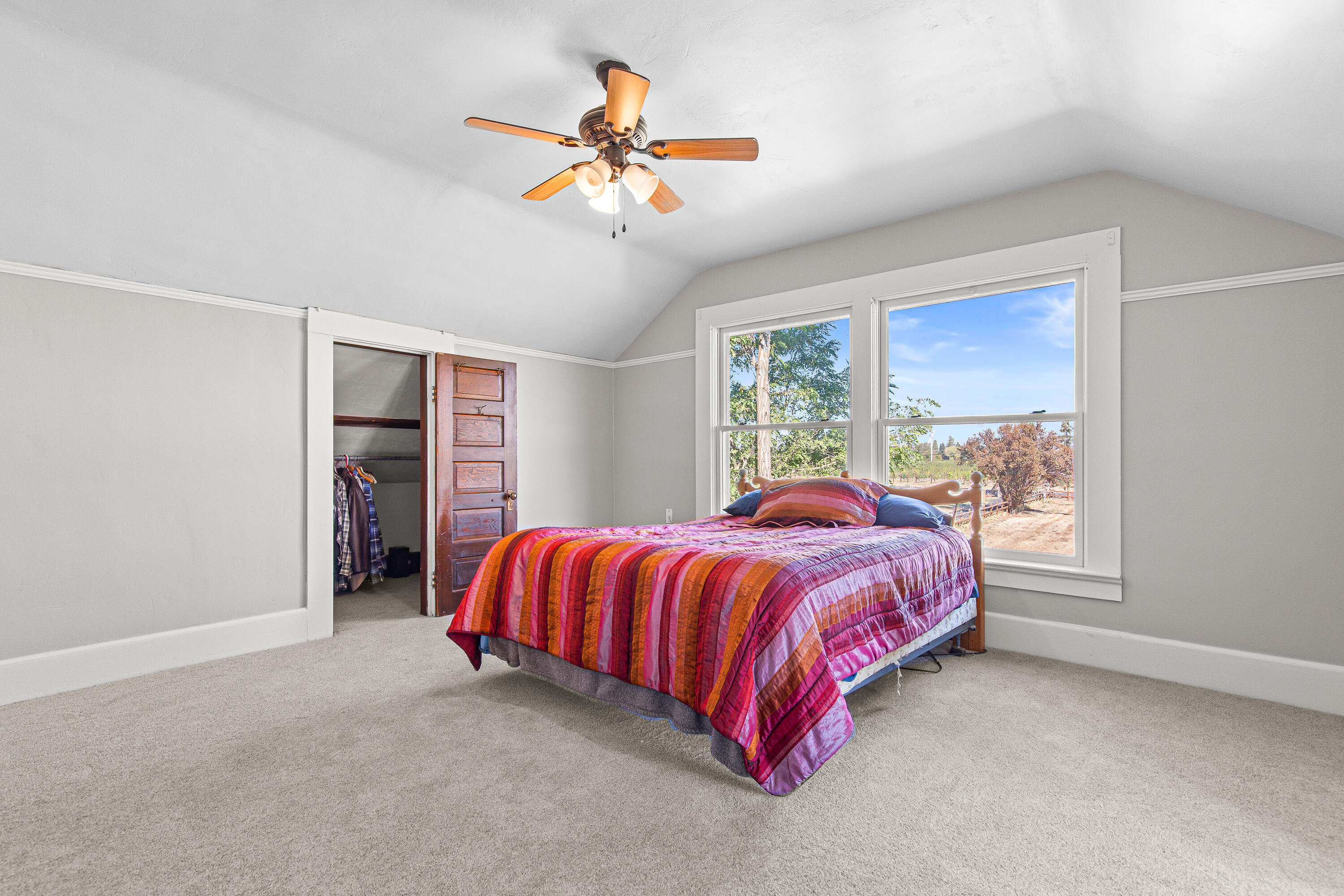 1593 Pioneer Road Talent, OR 97540 - Photo 22 of 50 1593 Pioneer Road, Talent, OR 97540