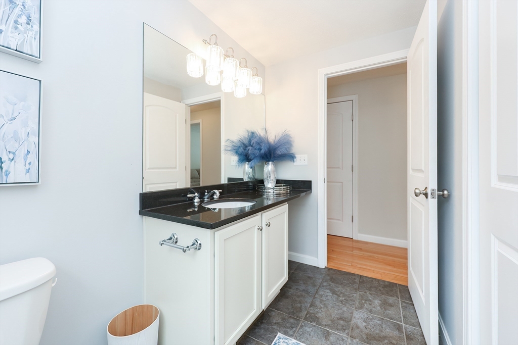 31 Bufton Farm Road Clinton, MA 01510 - Photo 12 of 37 a kitchen with a sink and a stove