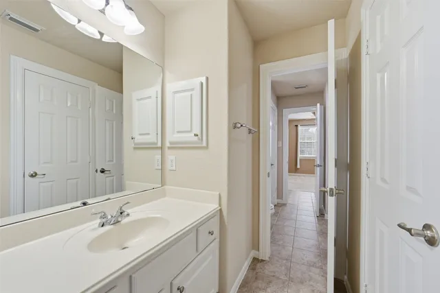 $5,000 | 25610 Corey Cove Lane, Katy, TX 77494