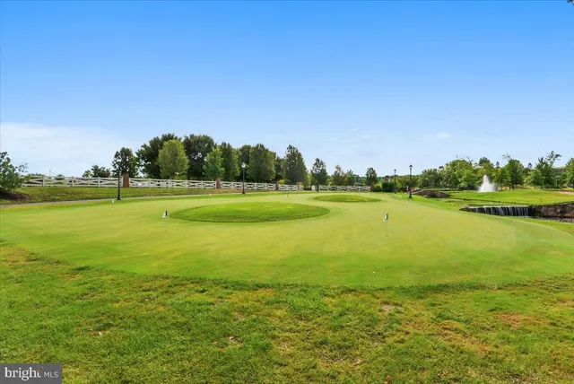 $480,000 | 15110 Heather Mill Lane, Unit 402, Haymarket, VA 20169