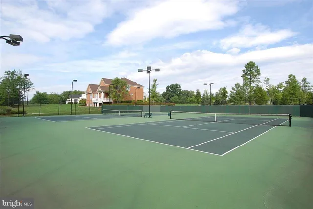 $480,000 | 15110 Heather Mill Lane, Unit 402, Haymarket, VA 20169