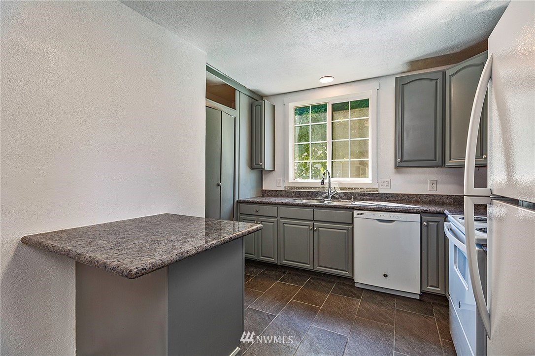 505 Morris Avenue South Renton, WA 98057 - Photo 8 of 36 Gallery Image 8
