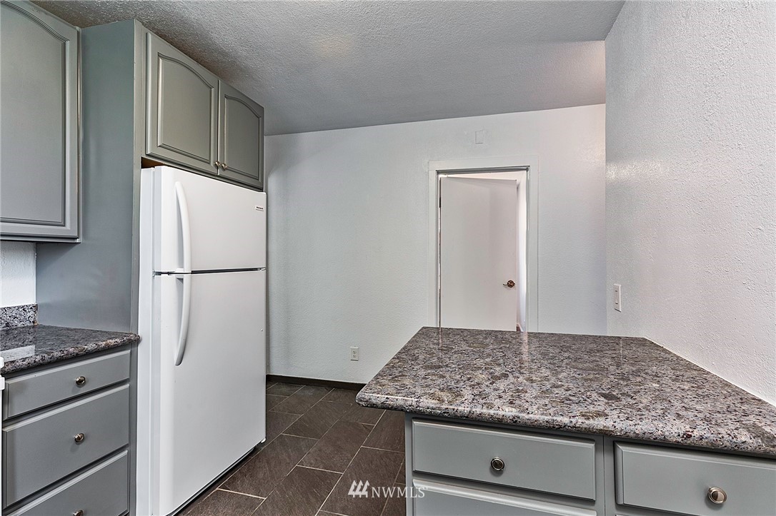 505 Morris Avenue South Renton, WA 98057 - Photo 9 of 36 Gallery Image 9
