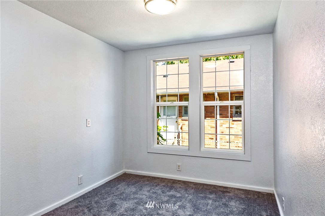 505 Morris Avenue South Renton, WA 98057 - Photo 10 of 36 Gallery Image 10