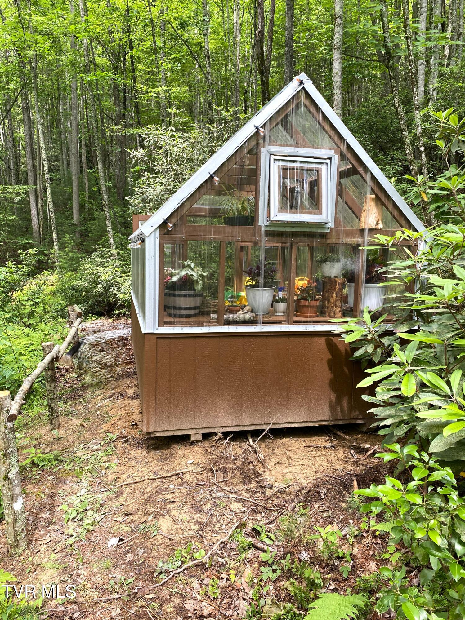 5150 Raven Branch Road Del Rio, TN 37727 - Photo 12 of 38 7