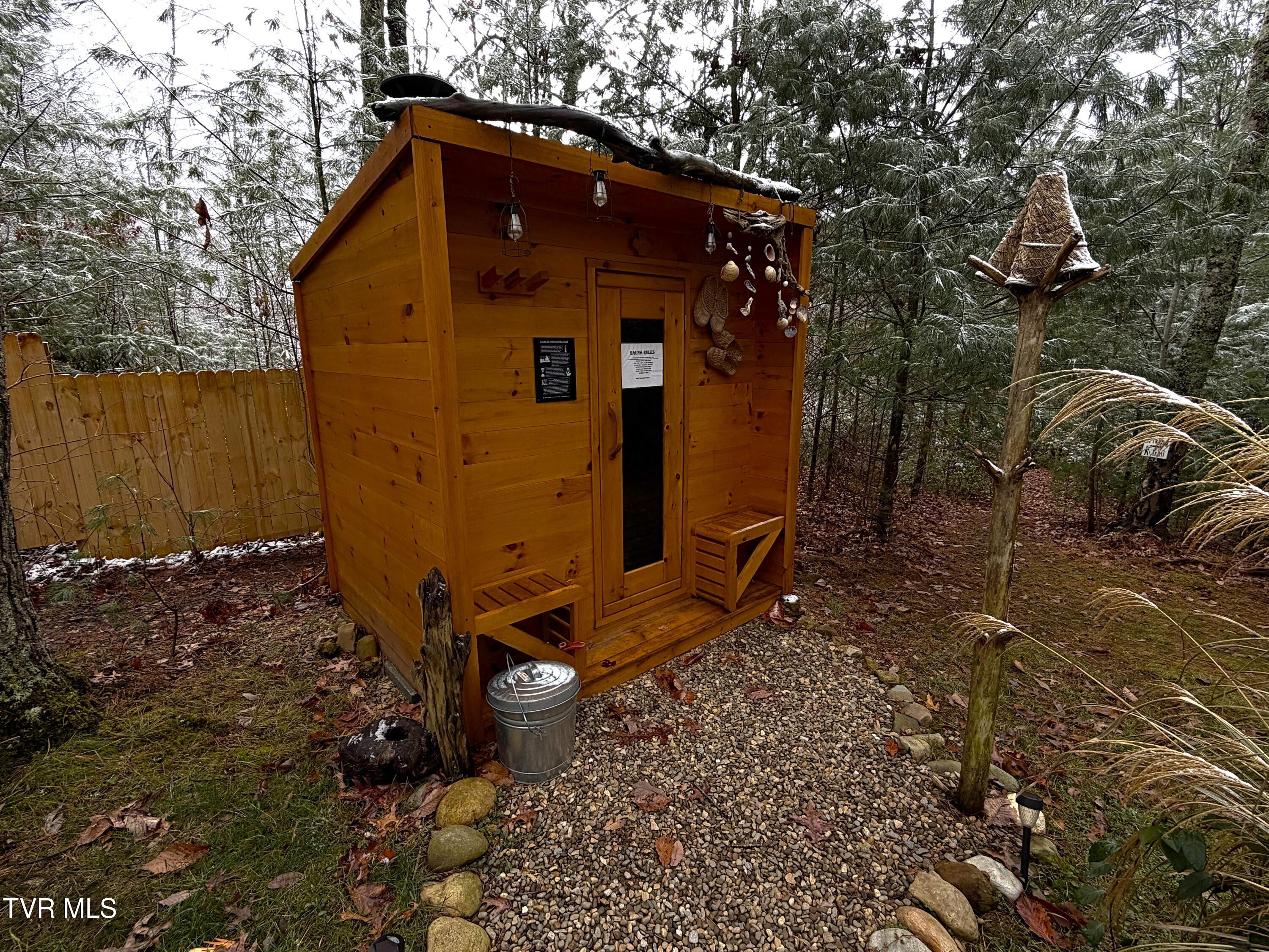 5150 Raven Branch Road Del Rio, TN 37727 - Photo 6 of 38 4 sauna