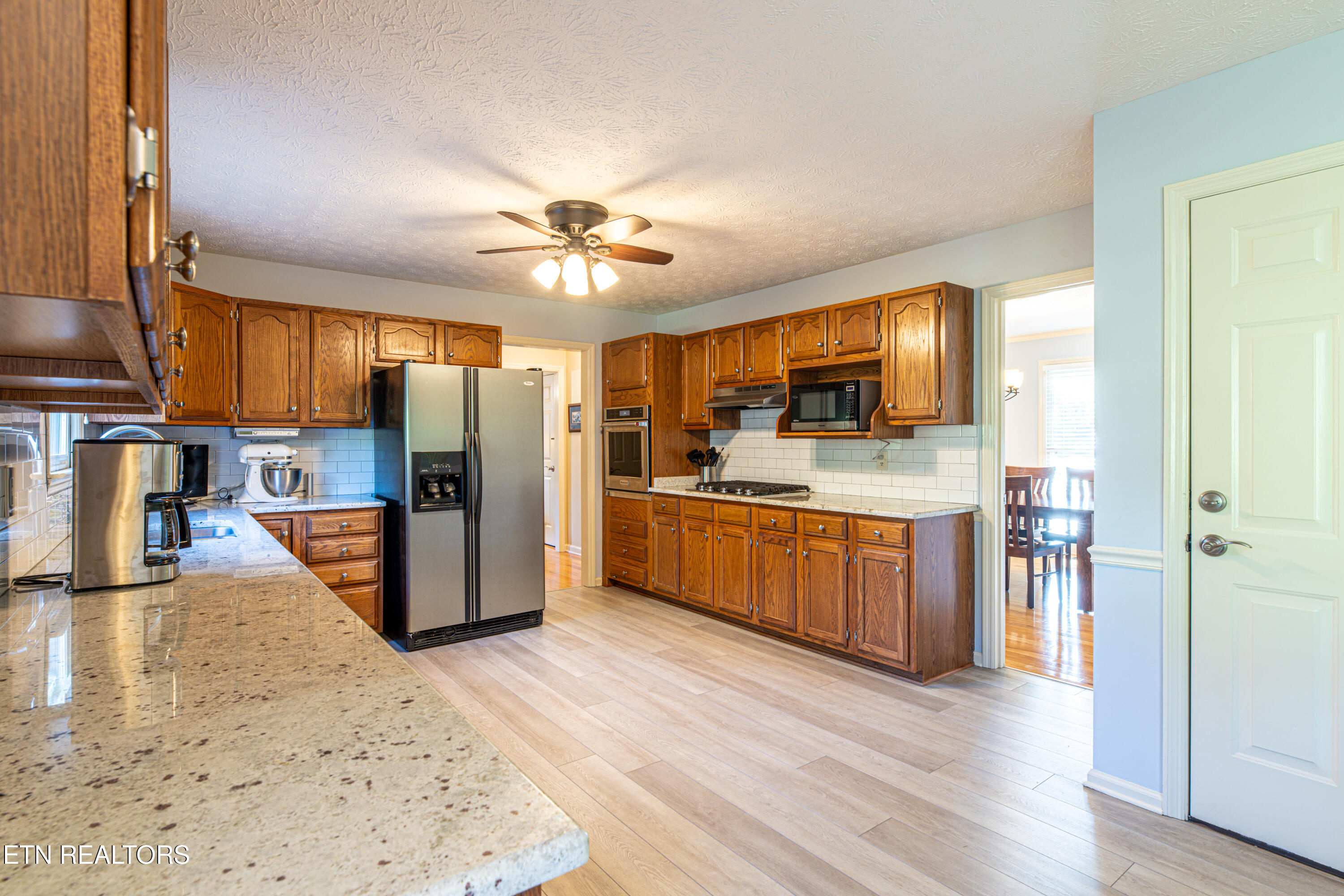 327 Sundown Road Knoxville, TN 37934 - Photo 8 of 42 327