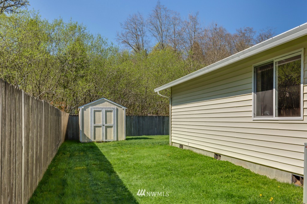 121 Oxford Road Longview, WA 98632 - Photo 2 of 13 Gallery Image 2