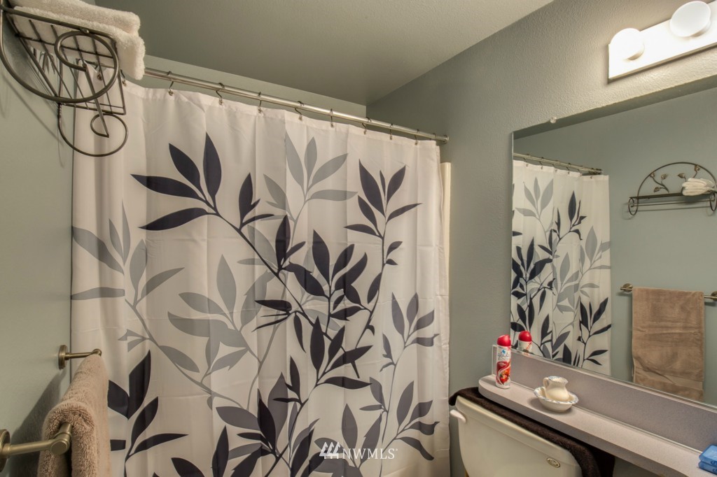 121 Oxford Road Longview, WA 98632 - Photo 11 of 13 Gallery Image 11