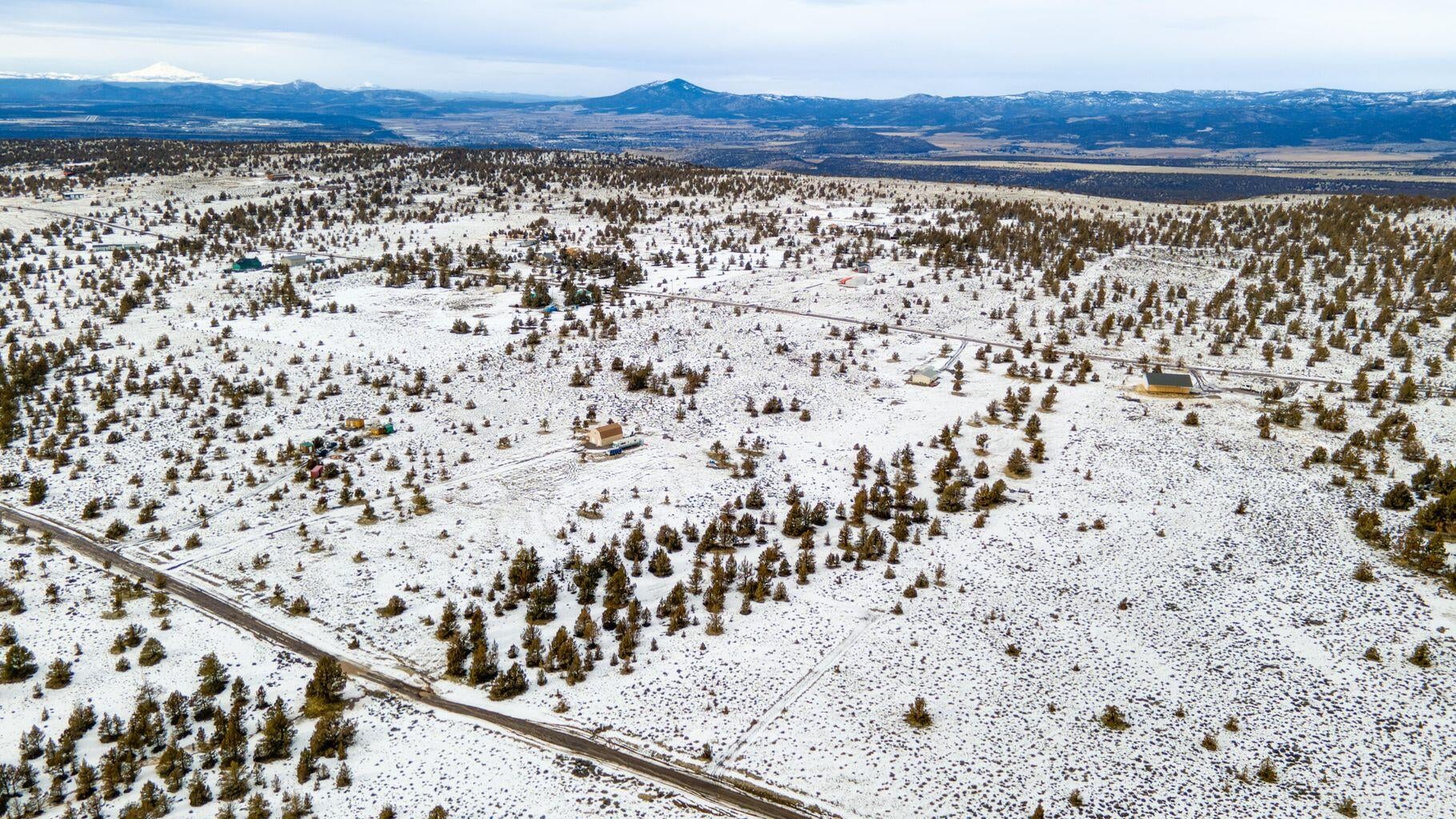 7537 Southeast Thomas Road Prineville, OR 97754 - Photo 19 of 28 9