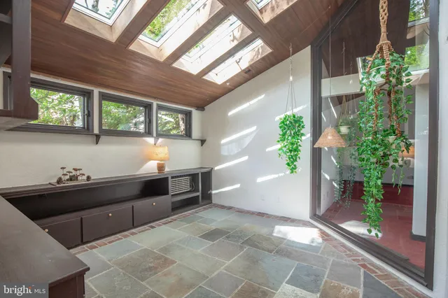 $890,000 | 195 Lafayette Street, Doylestown, PA 18901