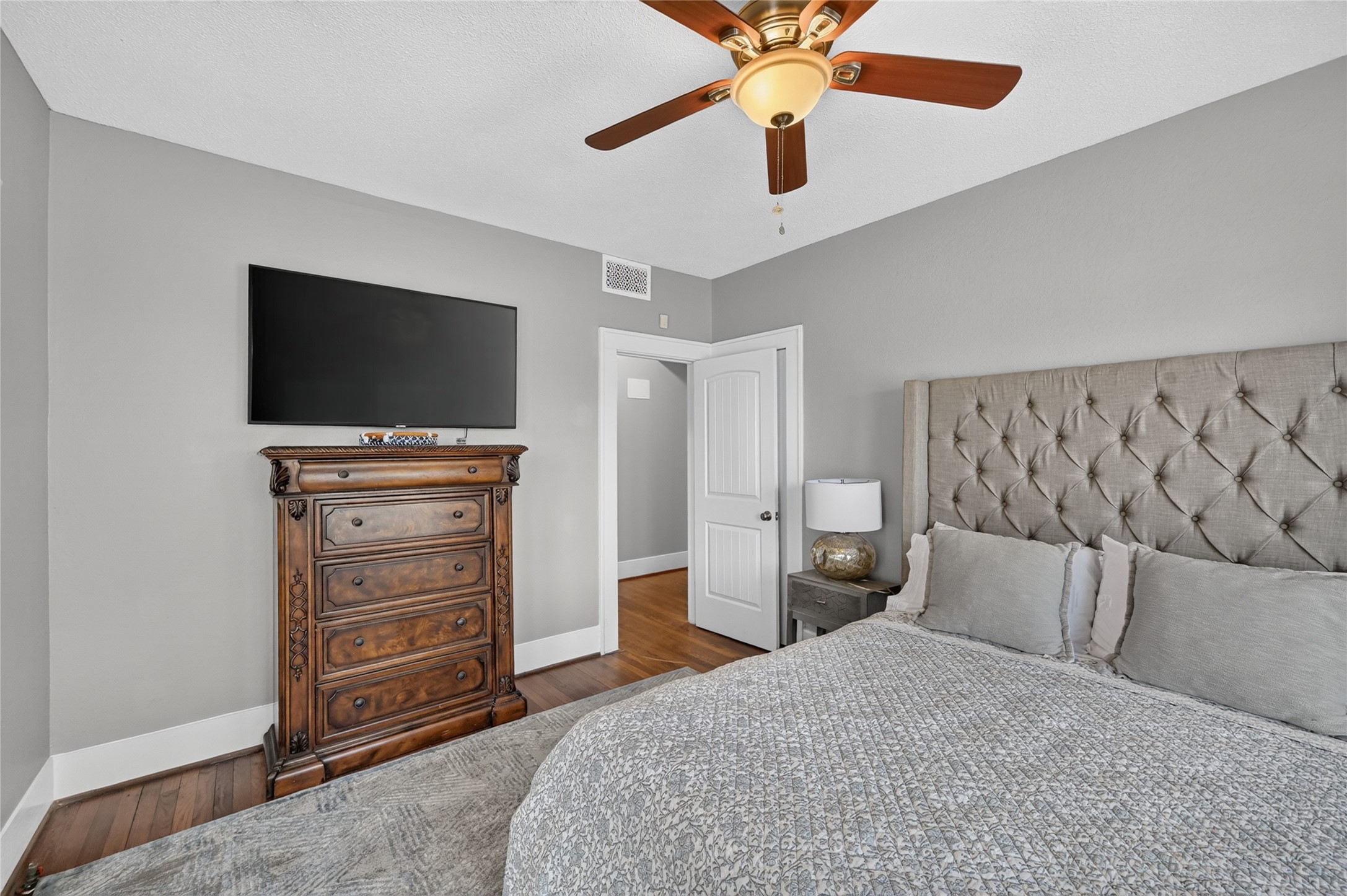 1824 Rosedale Street, Unit B Houston, TX 77004 - Photo 18 of 26 Gallery Image 18