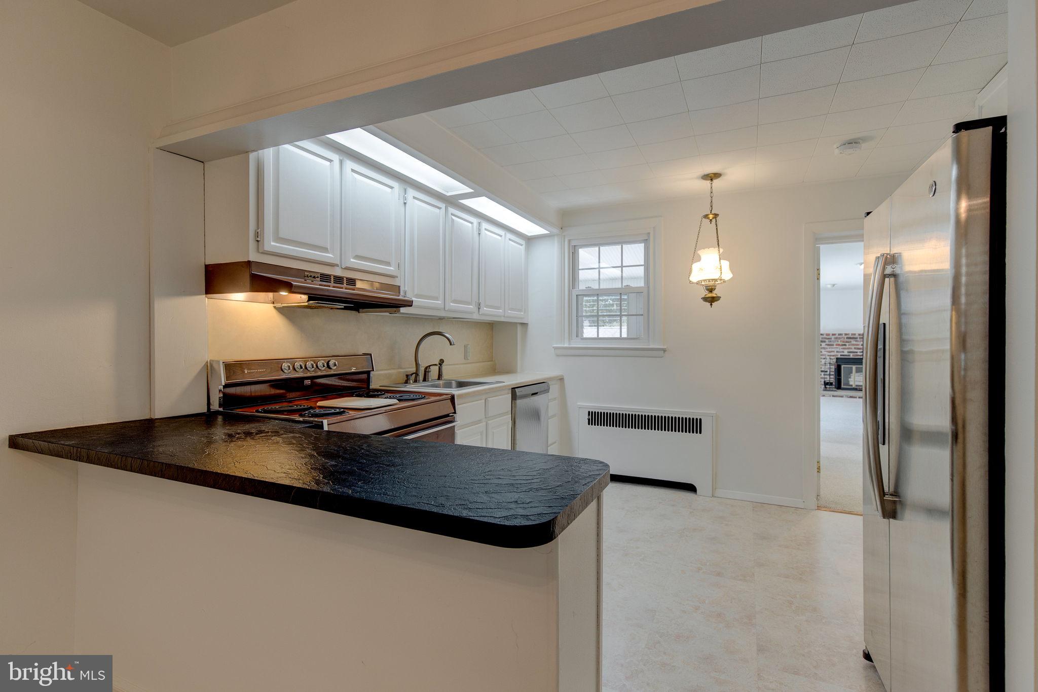 37 Medbury Road Wallingford, PA 19086 - Photo 7 of 26