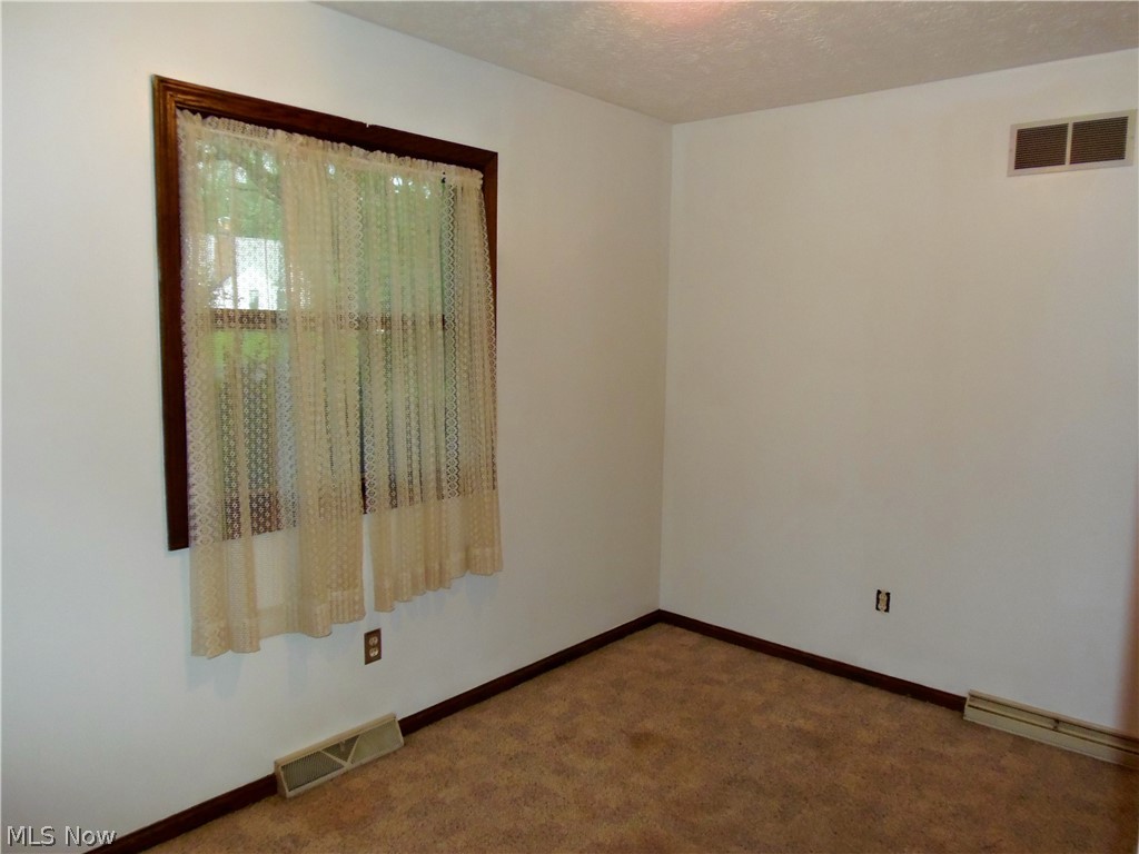 1115 Swartz Road Akron, OH 44306 - Photo 19 of 25
