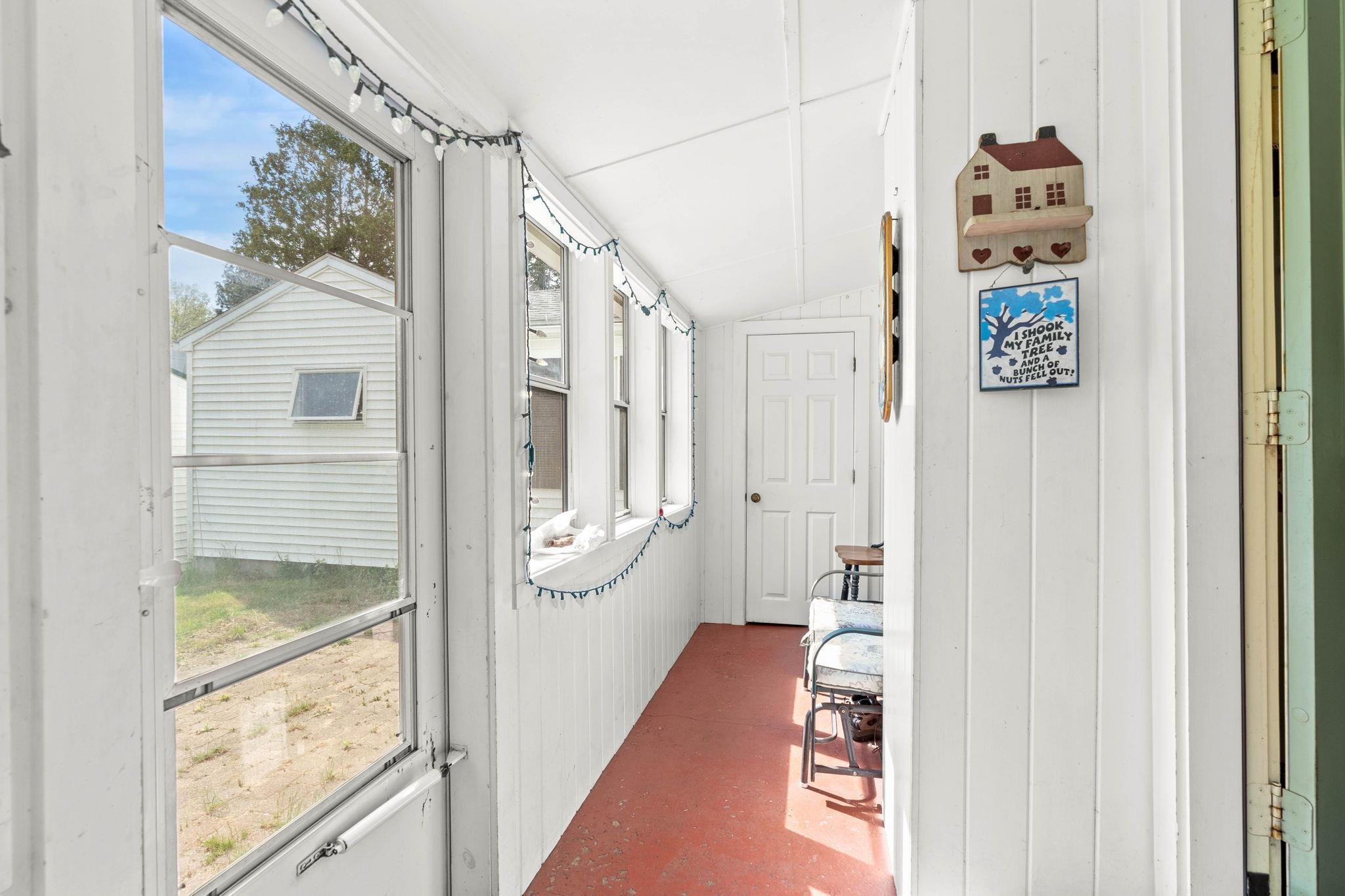 481 Boston Post Road Amherst, NH 03031 - Photo 5 of 60