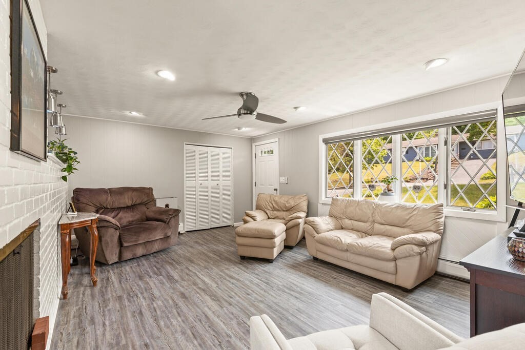 27 Reed Road Peabody, MA 01960 - Photo 4 of 16 Gallery Image 4