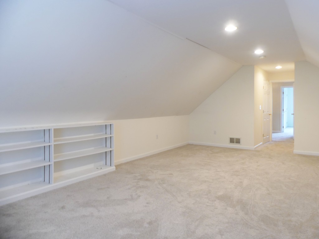 2 Thresher Road, Unit 2 Nashua, NH 03063 - Photo 16 of 24 Gallery Image 16