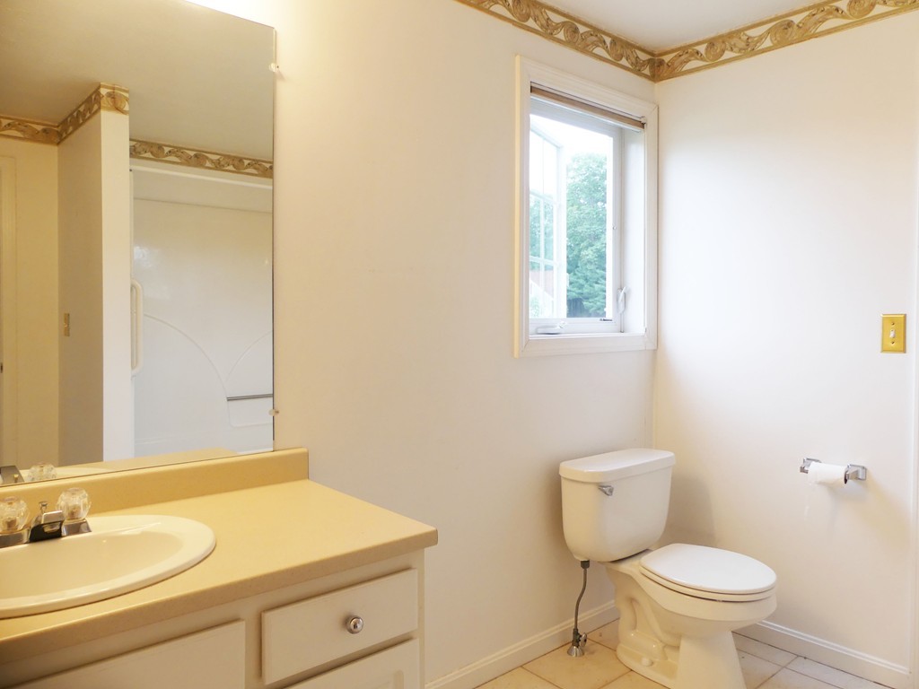 2 Thresher Road, Unit 2 Nashua, NH 03063 - Photo 18 of 24 Gallery Image 18