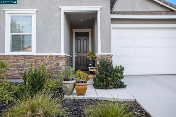 $424,900 | 2383 Front Porch Lane, Rio Vista, CA 94571