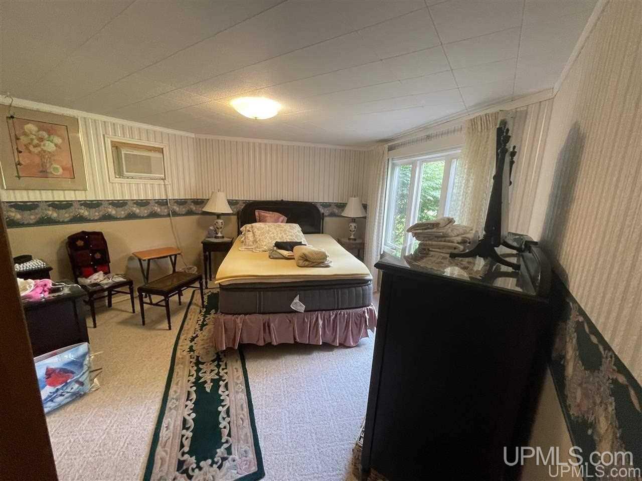 5340 12th Road Escanaba, MI 49829 - Photo 20 of 38