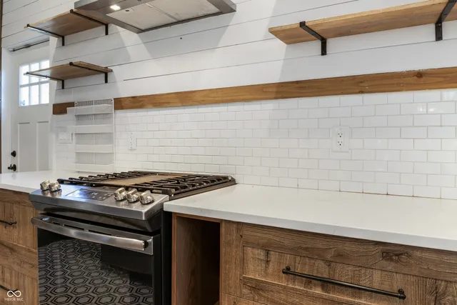 $299,000 | 1425 South East Street, Indianapolis, IN 46203