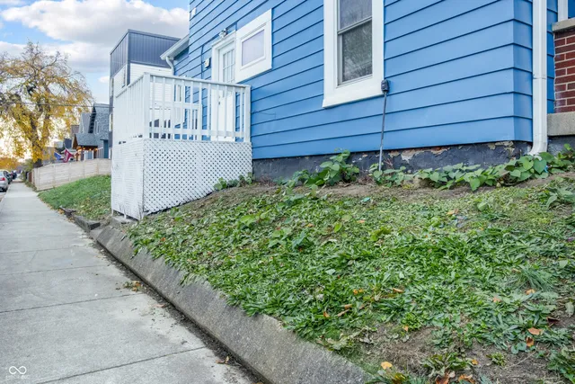 $299,000 | 1425 South East Street, Indianapolis, IN 46203