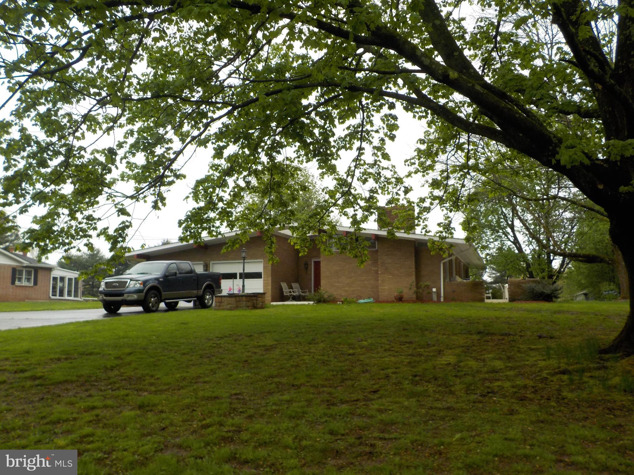 2345 Hillcrest Road Quakertown, PA 18951 - Photo 2 of 20 Gallery Image 2