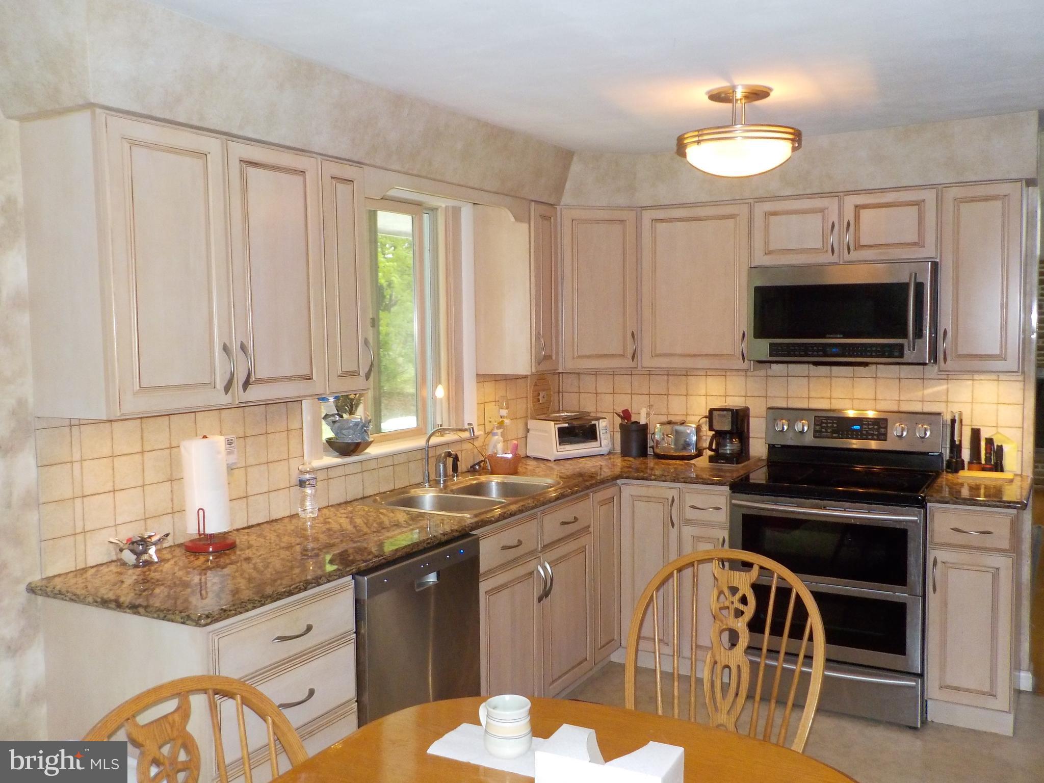 2345 Hillcrest Road Quakertown, PA 18951 - Photo 9 of 20 Gallery Image 9