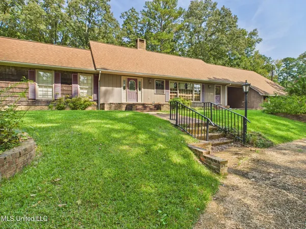 $245,000 | 104 Renfroe Road, Kosciusko, MS 39090